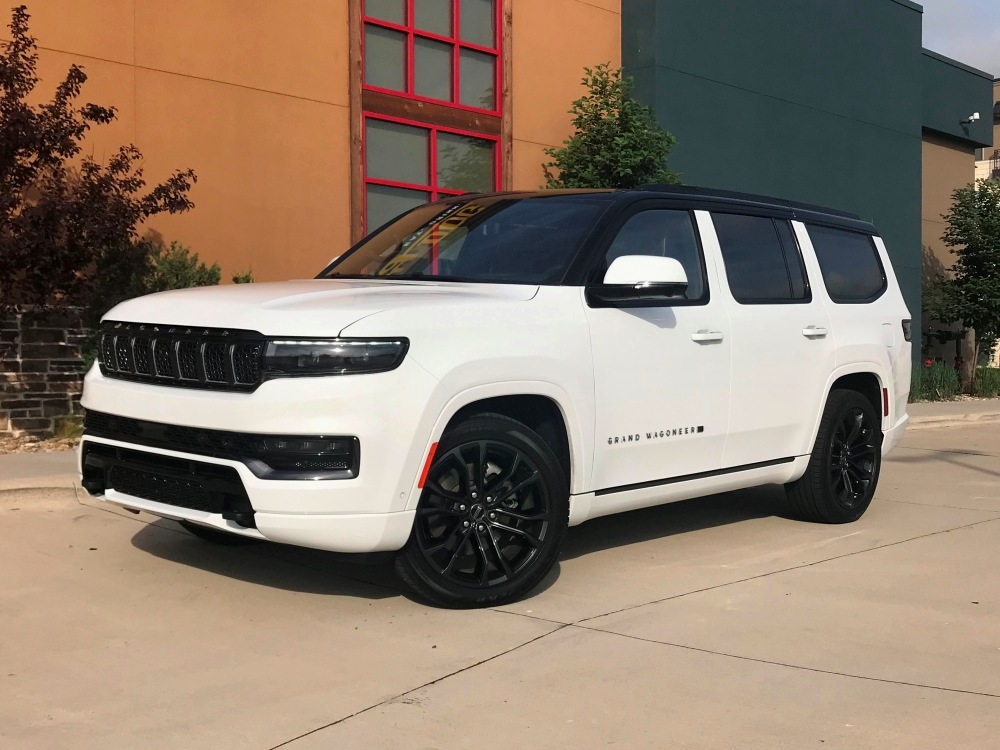 2022 Grand Wagoneer Is Reborn With a New Standard of Sophistication