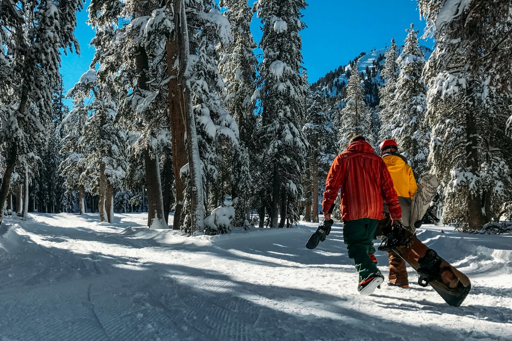 Experience Heli Skiing in Canada