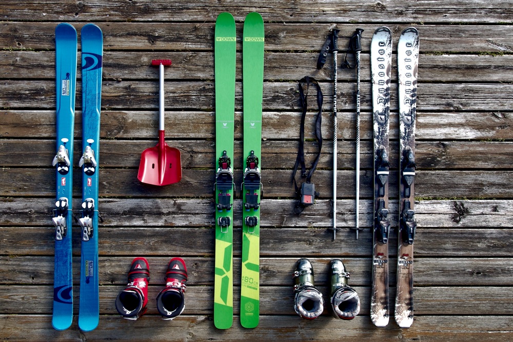 How to Store Skis in the Garage During the Summer